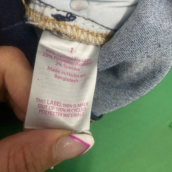 Outfit - Picture 7 of 10